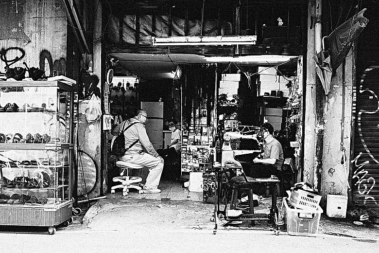 RICOH GR IV Monochrome 評測報告｜以純粹光影、譜寫口袋裡的黑白詩篇！