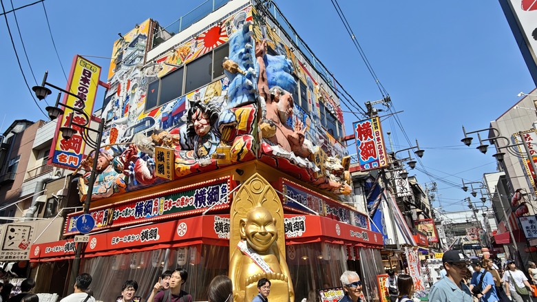 我與智能眼鏡的三天兩夜大阪快閃行 - Day2~Day3 - 天神橋筋商店街 / 梅田KYK炸豬排 / 阪急三番街 / 綱敷天神社御旅社 / 讀賣電視台柯南群像 / 通天閣 / 日本橋 / 達摩串炸 / 堺筋俱樂部 / INNN共乘體驗分享