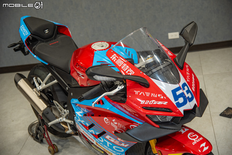 張雪機車 ZXMOTO 820RR實車開箱｜來自中國的三缸戰鬥機！WSBK SSP賽事當紅炸子雞！