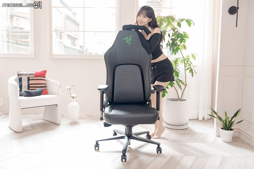 點我看大圖 Razer Iskur V2 NewGen 開箱體驗|具備多樣可調+腰部支撐系統的人體工學電競椅