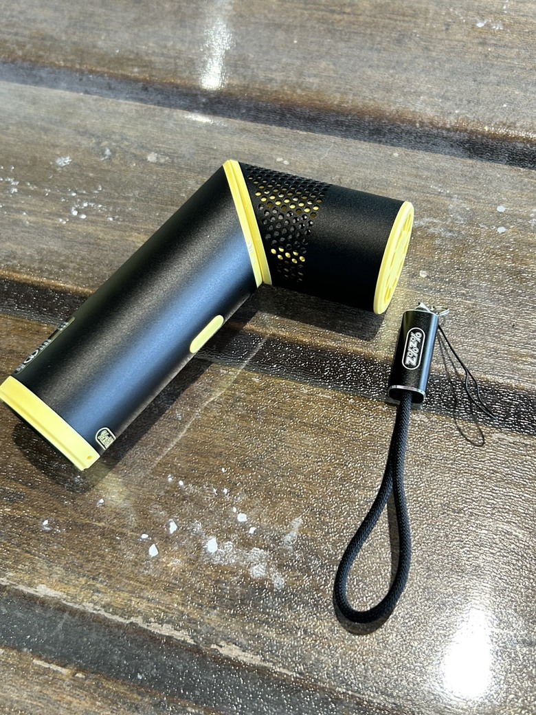 【開箱】啪哩啪哩手持風扇