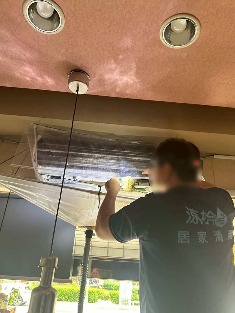 【分享】高雄冷氣清潔｜效能提升＋空氣更乾淨＋送蒸氣高溫殺菌