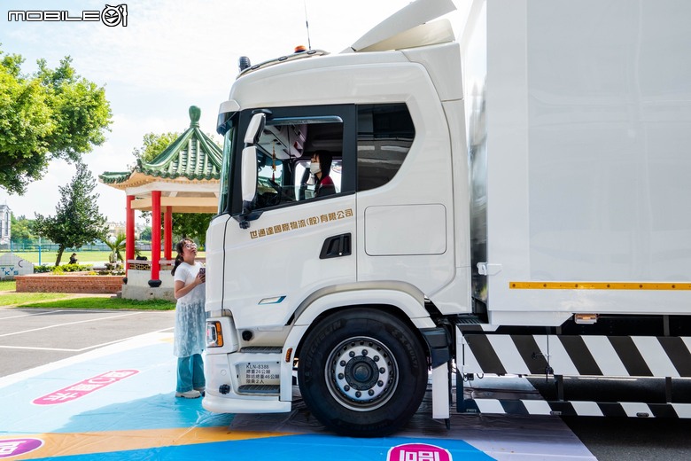 「減．但不簡」瑞典頂級商用車 Scania Super 11公升引擎輕巧上市！
