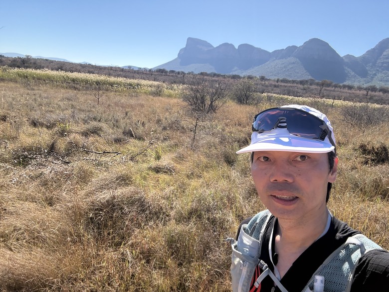 Big Five Marathon 在非洲大草原上跑步 ，一場改變我對馬拉松定義的旅程。