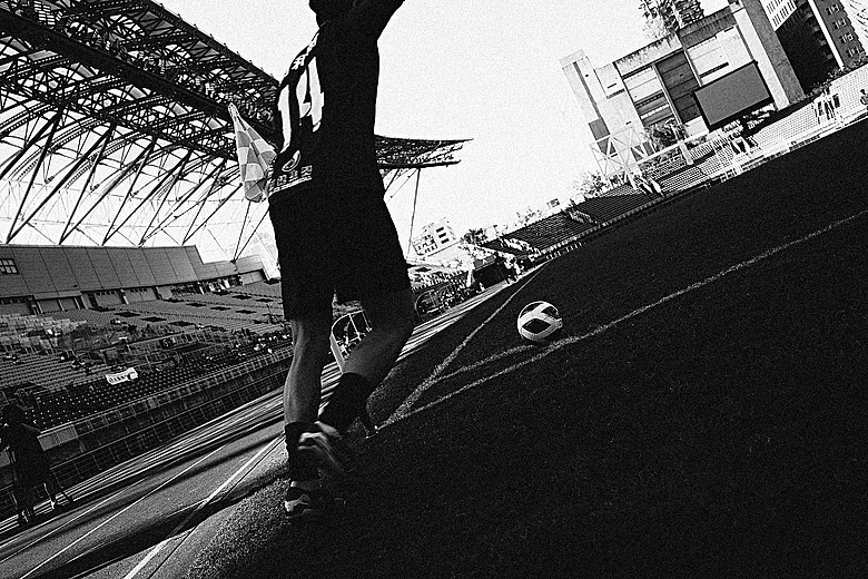 RICOH GR IV Monochrome 評測報告｜以純粹光影、譜寫口袋裡的黑白詩篇！