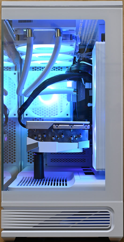 點我看大圖 ANTEC C2M ARGB機殼開箱