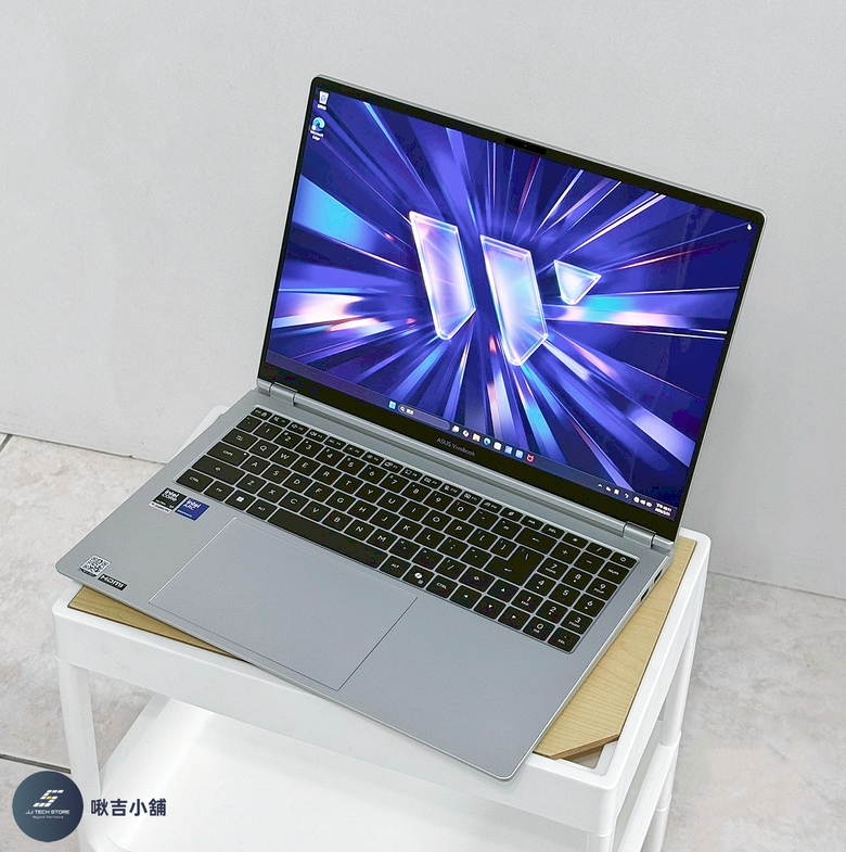 點我看大圖 開箱!! 2026新機登場!!|ASUS華碩 無畏16💻 (實拍+開箱影片)
