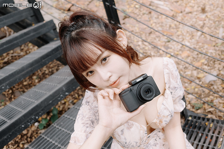 RICOH GR IV Monochrome 評測報告｜以純粹光影、譜寫口袋裡的黑白詩篇！