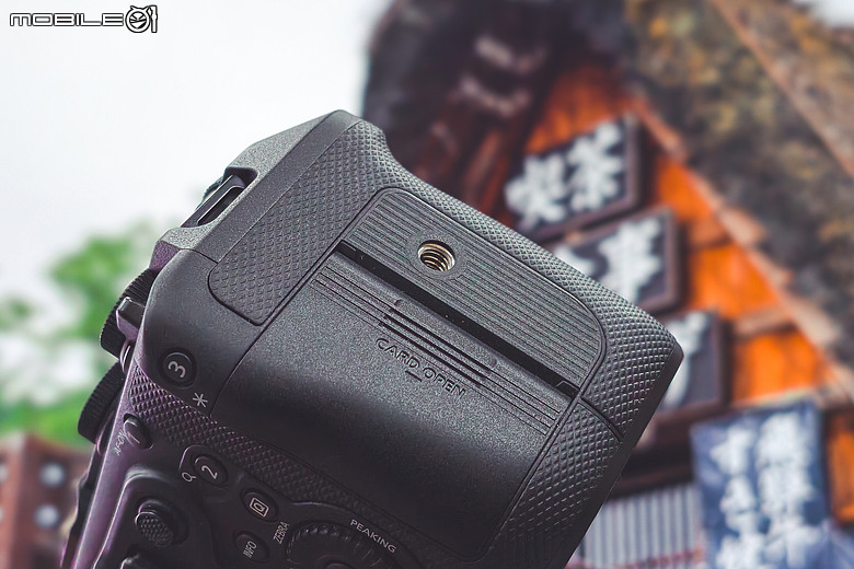 Canon EOS R6 V + RF20-50mm f/4L PZ 評測報告｜首款全幅方塊機、搭載 7K Open Gate 終極殺招！