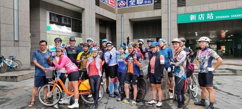 北進武嶺騎二回,新店、宜蘭等地出發,KHS vitamin E輕旅行