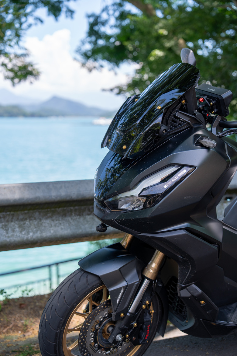 Honda・ADV 350｜經歷了失敗，這次我終於完完整整切完這顆地瓜