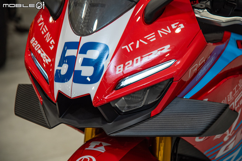 張雪機車 ZXMOTO 820RR實車開箱｜來自中國的三缸戰鬥機！WSBK SSP賽事當紅炸子雞！