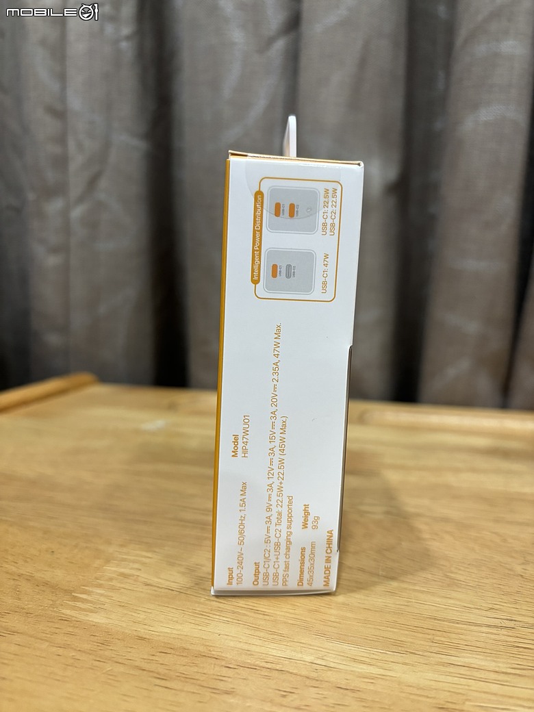 點我看大圖 【開箱評測】HIPPORIZZ河馬引力 CHARGO 快充系列+CAVO 超高速傳輸線|每天在台北三創附近跑咖的我,終於找到真正極簡輕便的充電組合推薦!