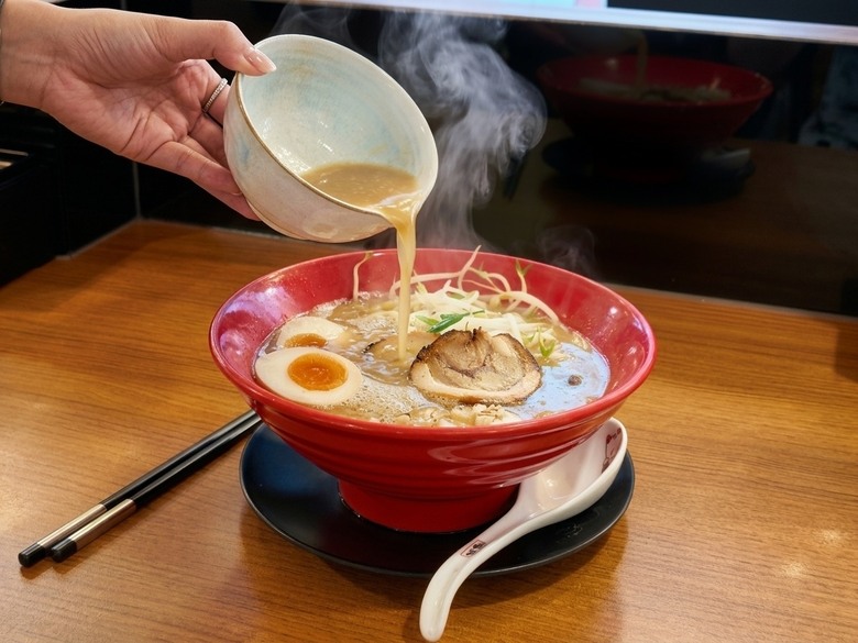 位於士林滿滿東京風味的拉麵 環七土佐っ子