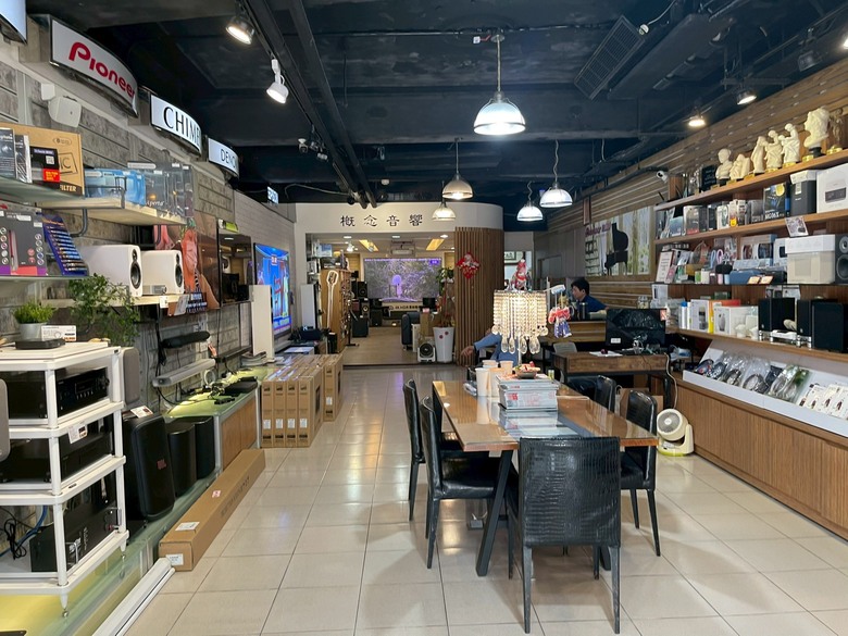 家庭劇院視聽店家推薦 預約心得分享 EH-QB1000B 4K雷射3LCD旗艦家庭劇院投影機