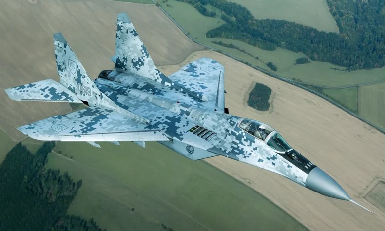 【玩情懷收回憶】上個世紀變形機器人食玩模型（陸海空軍事載具篇）