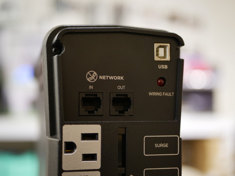 點我看大圖 CyberPower GX150C2M不斷電系統 簡易開箱