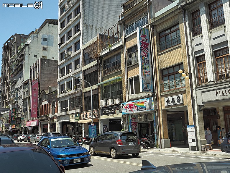 新芳春行、波麗路餐廳、黑美人大酒家、大千百貨、渭水驛站，還有美味吐司PILLO Bakery & café及好吃的大稻埕魯肉飯 — 2026初夏之大稻埕散策 東段 — 延平北路二段兩側及東側