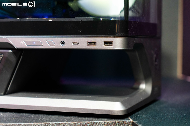【Computex 2026】微星推出 MPG VIXTA 300 PZ 系列機殼與 COREFROZR AP15 空冷散熱器 打造更輕鬆客製 DIY 體驗