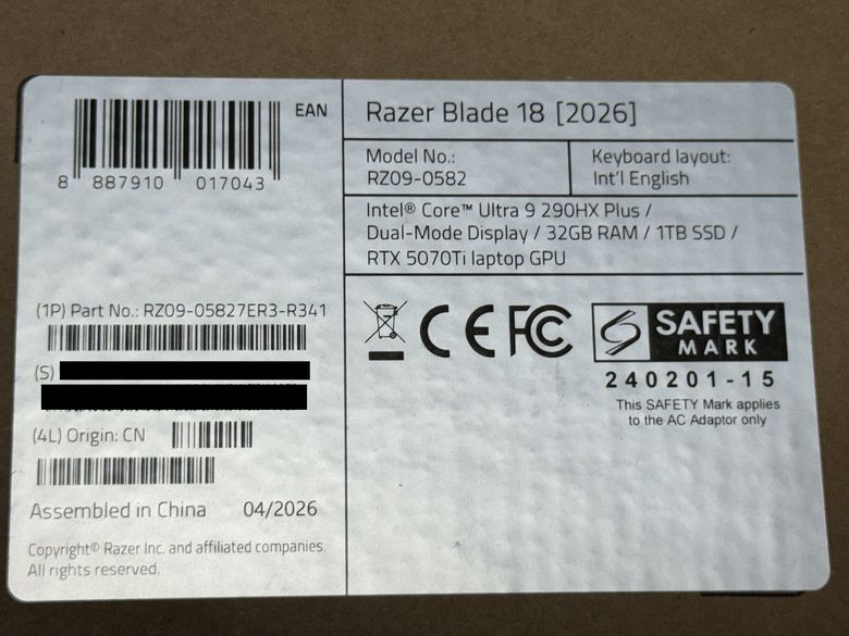 Razer Blade 18 (2026)簡單開箱