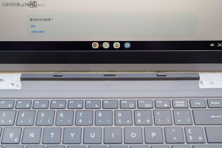 【Computex 2026】Acer 發表 960g TravelMate P6 14 AI 商務筆電 便攜與輔助螢幕同步登場