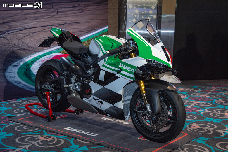 點我看大圖 DUCATI Panigale V4 S、Streetfighter V4 S國內正式發表!最新最強賽道科技開價196.8萬、158.8萬起!同場加映三色版、Lamborghini聯名版