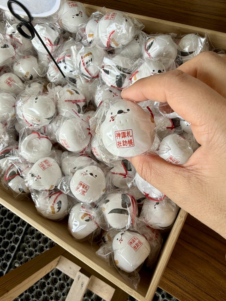 北海道札幌必去神社~諏訪神社!!必買雪之妖精御守❤️