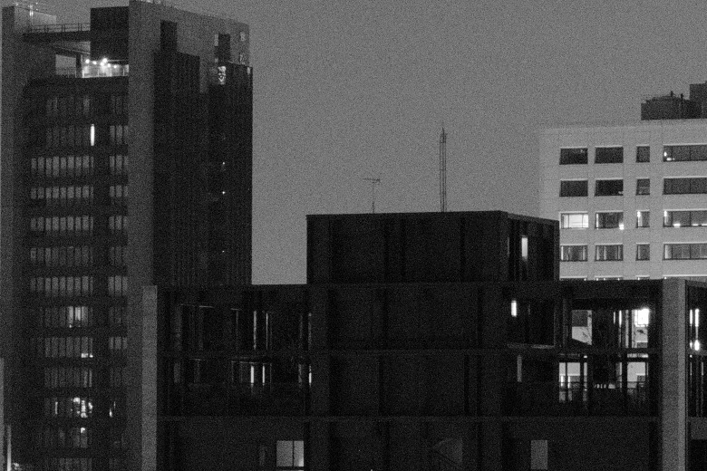 RICOH GR IV Monochrome 評測報告｜以純粹光影、譜寫口袋裡的黑白詩篇！