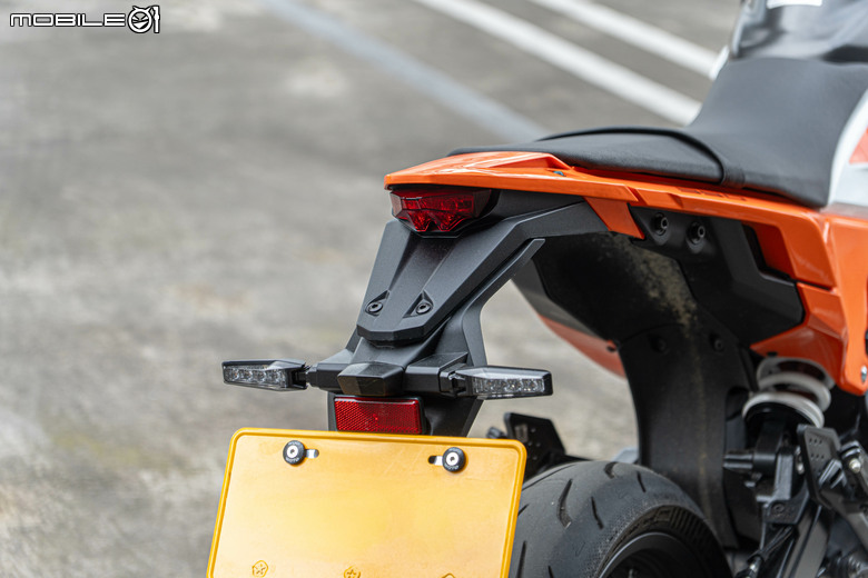KTM 390 SMC R 試駕｜街車以上，滑胎以下