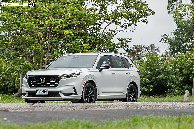 Honda CR-V e:HEV 試駕報導|油電加持、如虎添翼!