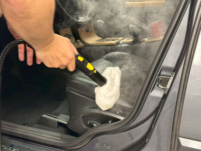 老車也得裡外兼顧,V50回廠美容