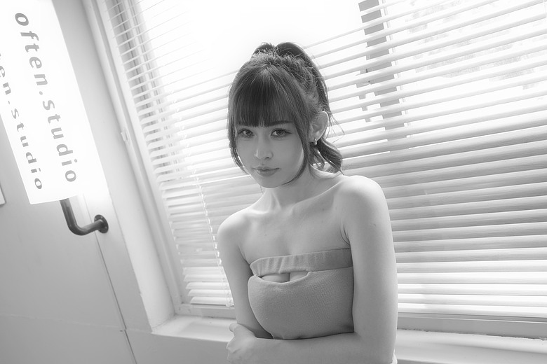 RICOH GR IV Monochrome 評測報告｜以純粹光影、譜寫口袋裡的黑白詩篇！
