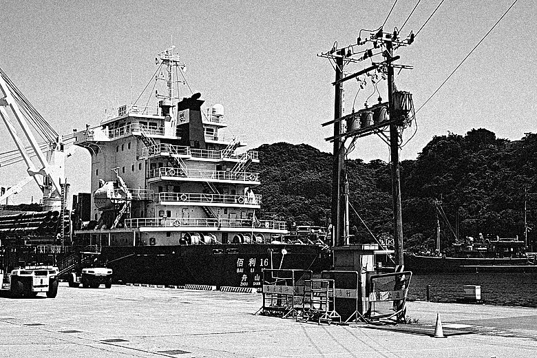 RICOH GR IV Monochrome 評測報告｜以純粹光影、譜寫口袋裡的黑白詩篇！