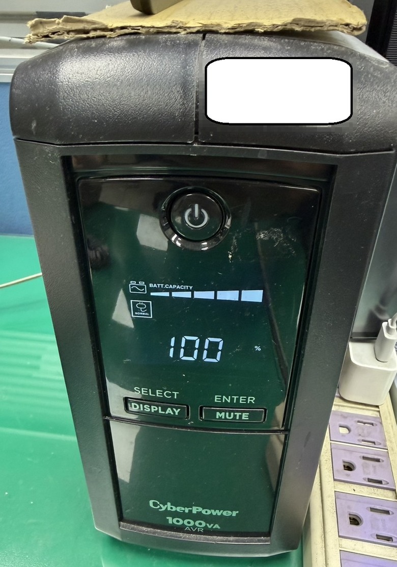 Cyberpower CP1000PFCLCDa 老是故障E21= =