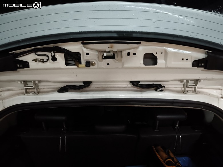 補上 實拍以及對比 開箱及簡易式方享安裝 Mio Mivue D2k【同Mio Mivue 868WD】