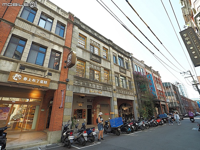 大稻埕歷史風貌特定專用區、Olympus Plaza Taipei、永樂町派出所、十連棟、大稻埕辜宅、福生堂醫院，順便品嚐昭和浪漫洗濯屋的烤糰子與甜點冰品 — 2026初夏之大稻埕散策 北段 — 民生西路以北至民權西路大橋頭站之間