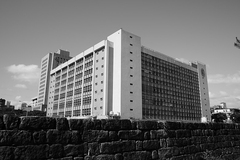 RICOH GR IV Monochrome 評測報告｜以純粹光影、譜寫口袋裡的黑白詩篇！