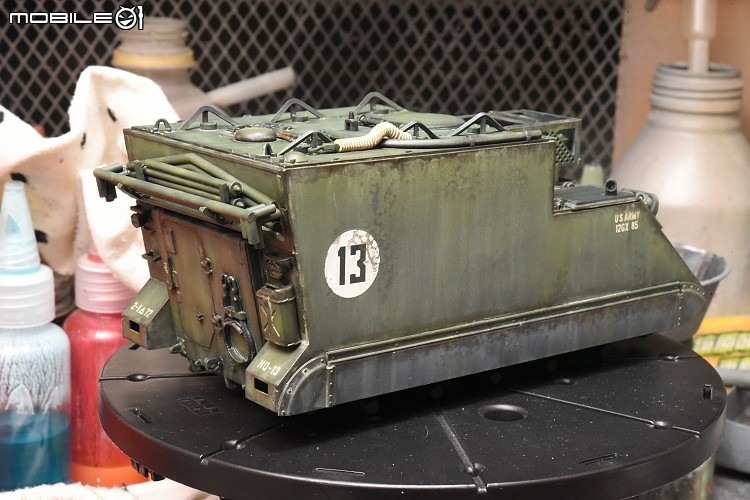 [模型製作記] M577 裝甲指揮車 1/35
