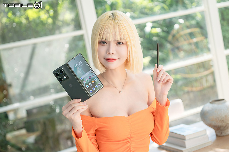 motorola razr fold｜首款大摺初試鋒芒，極致手寫體驗解放創作潛力！