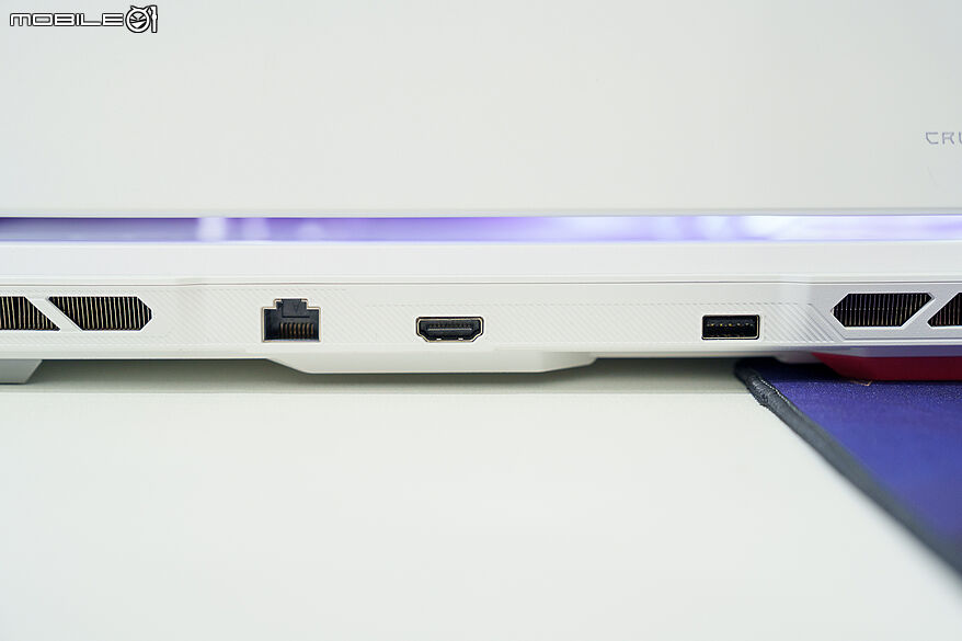 【Computex 2026】MSI 魔龍姬限定版筆電現身 再推 Katana 與 Venture 全新系列筆電