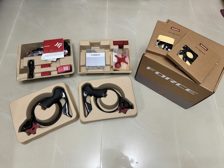 開箱～SRAM FORCE E1 AXS值得一試