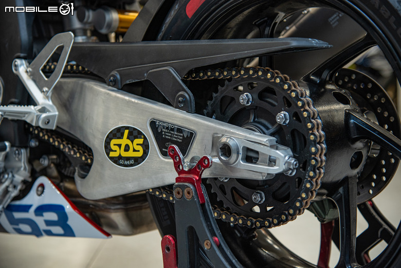 張雪機車 ZXMOTO 820RR實車開箱｜來自中國的三缸戰鬥機！WSBK SSP賽事當紅炸子雞！
