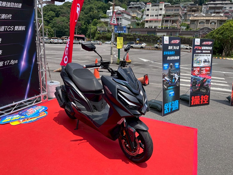去大龍港騎了光陽 G7,160cm 簡單試乘心得