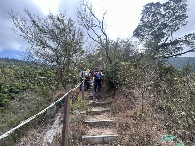 瑯 嶠 首 岳 - 里 龍 山 (小百岳編號80)