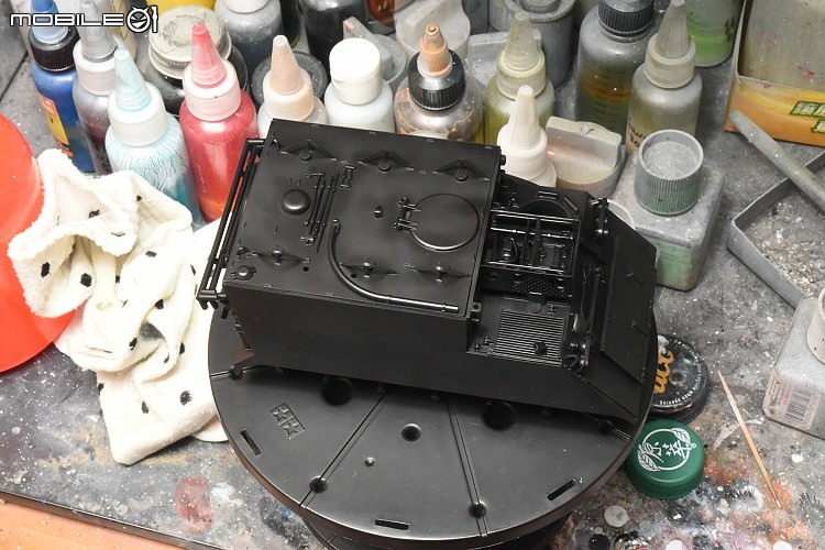 [模型製作記] M577 裝甲指揮車 1/35