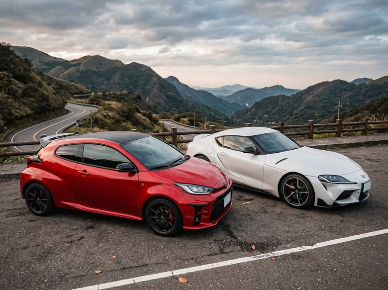 200萬內的終極宿命對決！GR Supra vs. GR Yaris 性價比與改裝深水區全面剖析