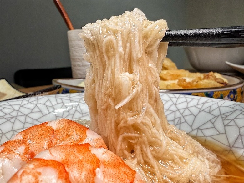 生魚片丼飯太銷魂!山藥細麵、一夜干都必點!適合聚餐包場