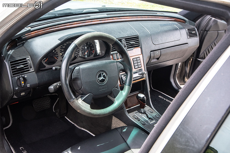 經典試駕｜AMG量產時代的起源，Yao與他的Mercedes-Benz C 36 AMG！