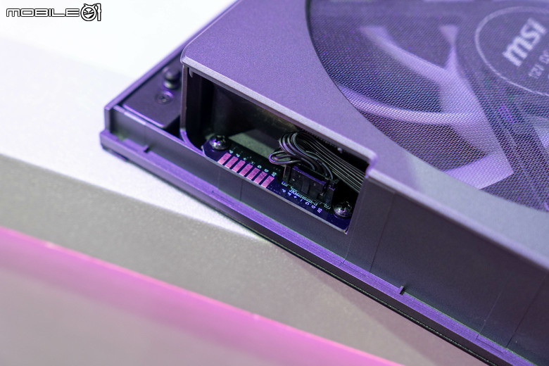 【Computex 2026】微星推出 MPG VIXTA 300 PZ 系列機殼與 COREFROZR AP15 空冷散熱器 打造更輕鬆客製 DIY 體驗