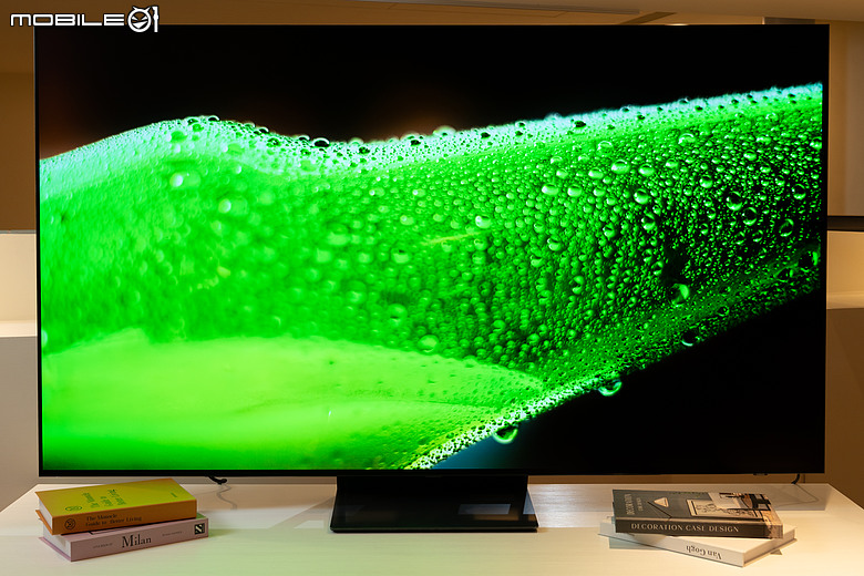 電視一台真的夠嗎?Samsung Micro RGB R85H 與 OLED S90H 智慧顯示器實測體驗|客廳共享、書房沉浸的電視新分工